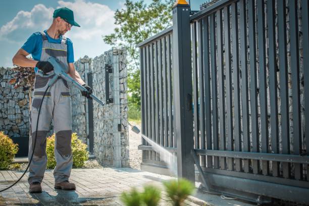 Best Restaurant Pressure Washing  in Belcourt, ND